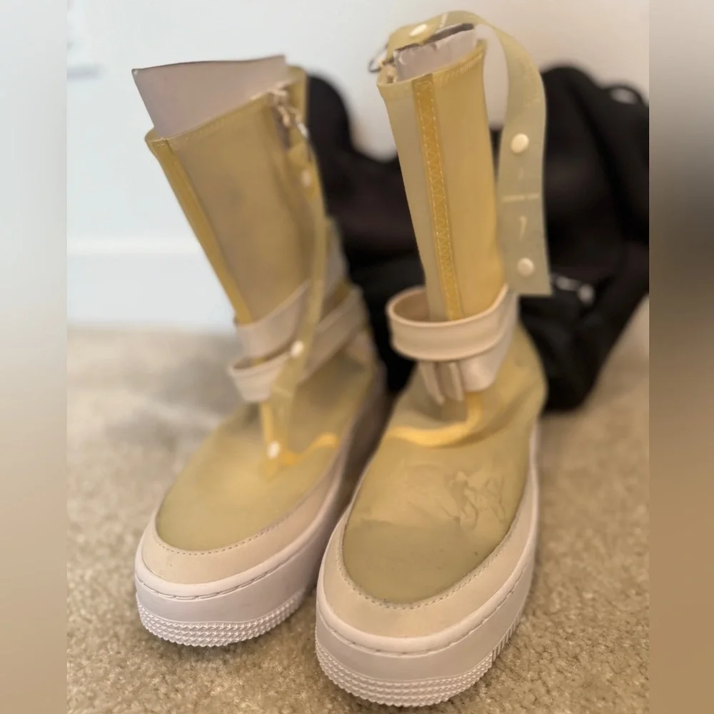 Nike Air Force 1 Sage Hi LX Clear Boot NIB - The Force Is Female - Women Size 7 - Picture 4 of 9